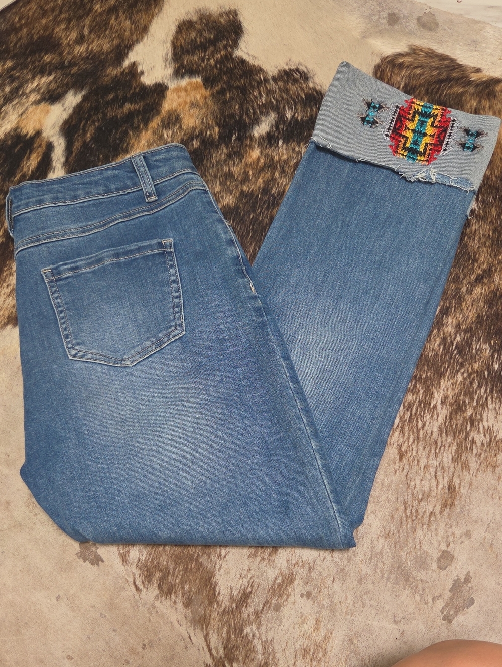 Cropped Blue Denim Jeans with Embroidered Folded Cuff